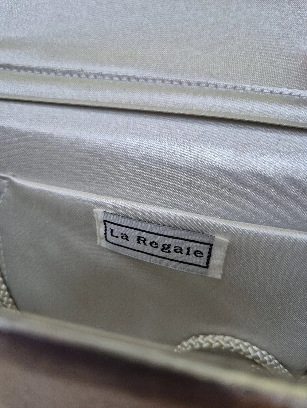 La Regale Silver Pleated Evening Clutch Bag NWOT